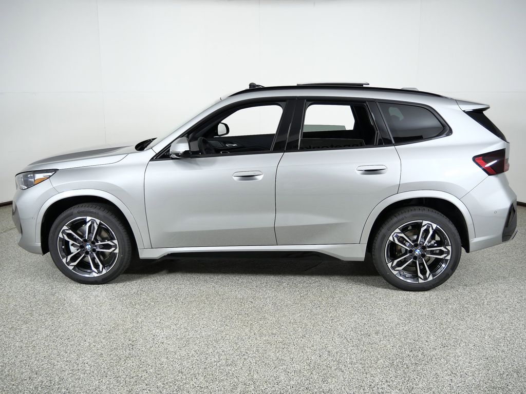 Thumbnail: 2026 BMW X1 - 15