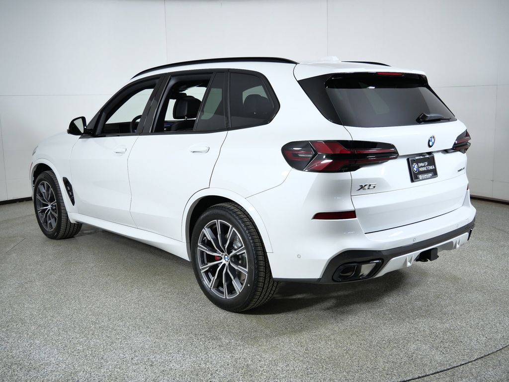 Thumbnail: 2026 BMW X5 - 14