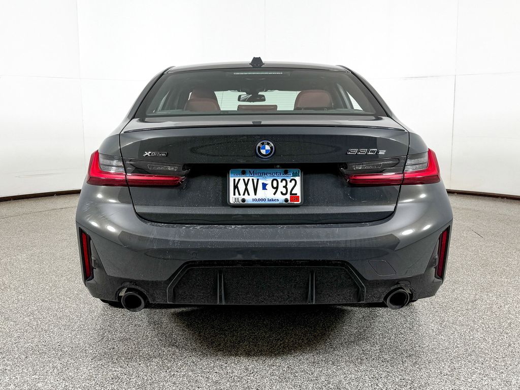 Thumbnail: 2023 BMW 3 Series - 7