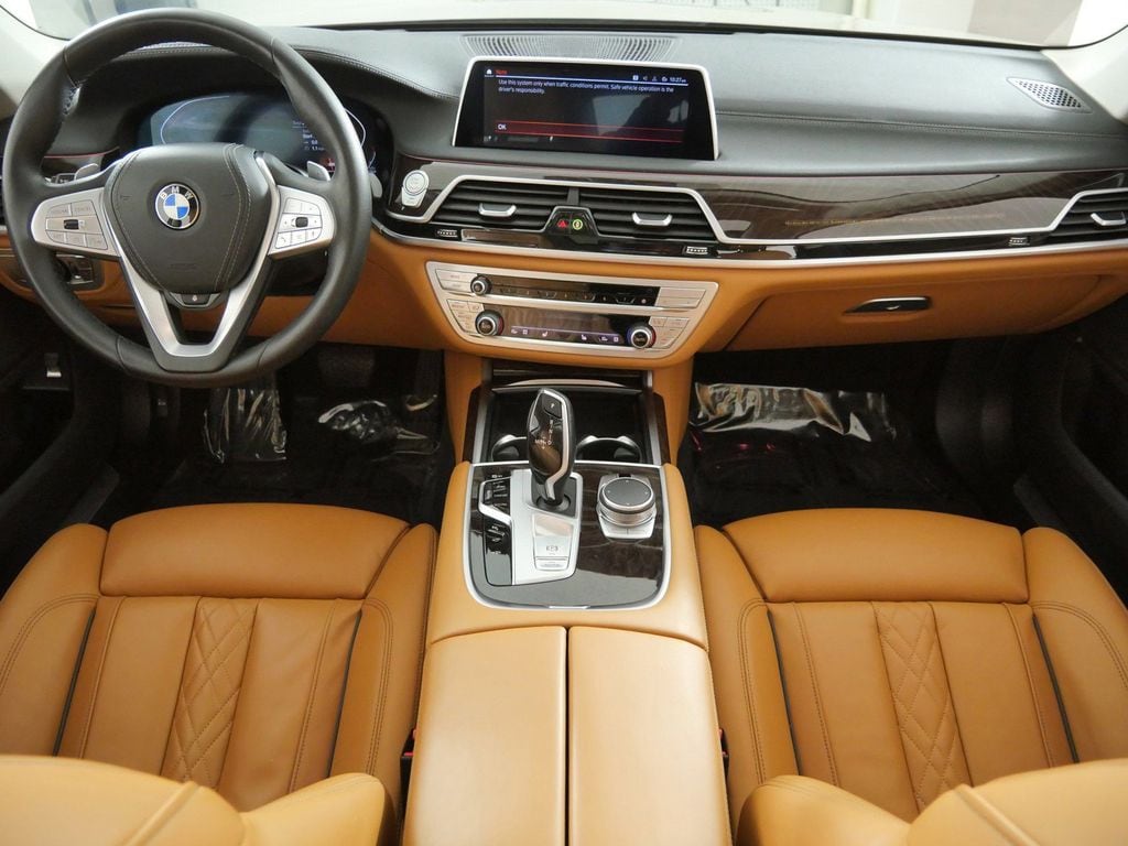 Thumbnail: 2022 BMW 7 Series - 5