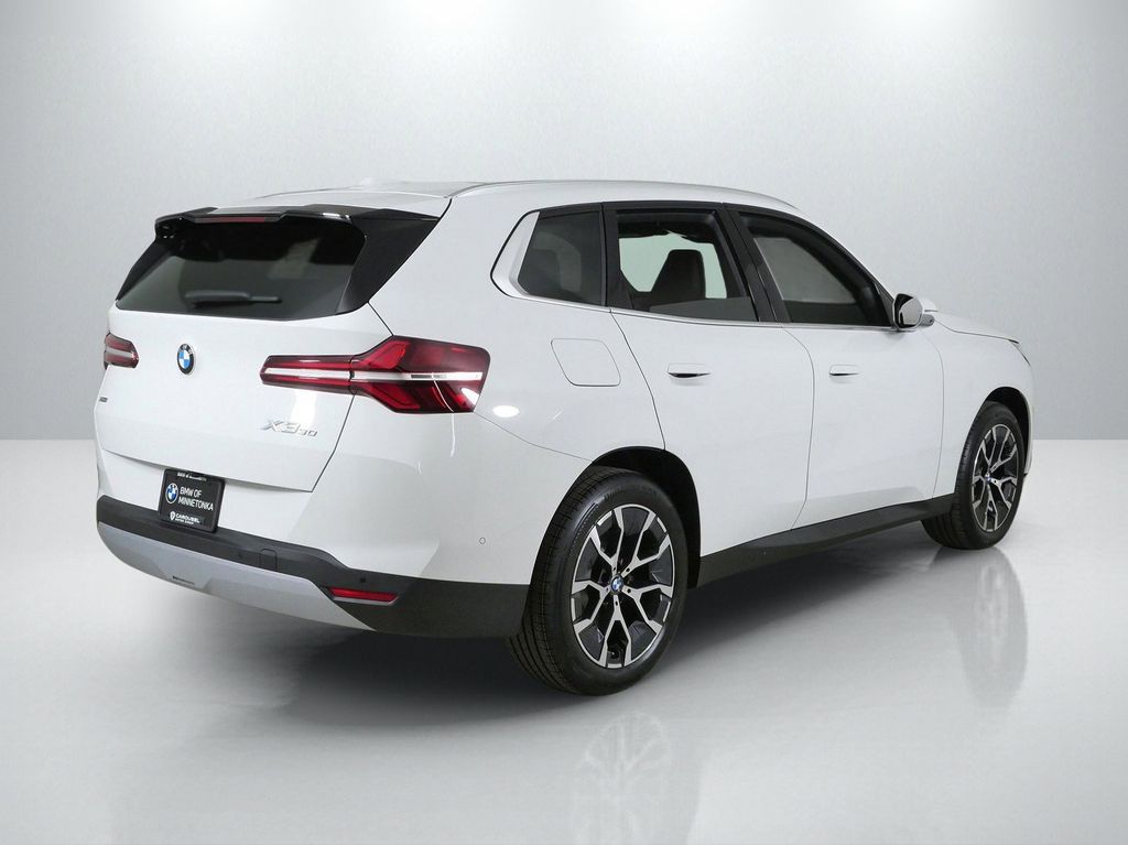 Thumbnail: 2026 BMW X3 - 9