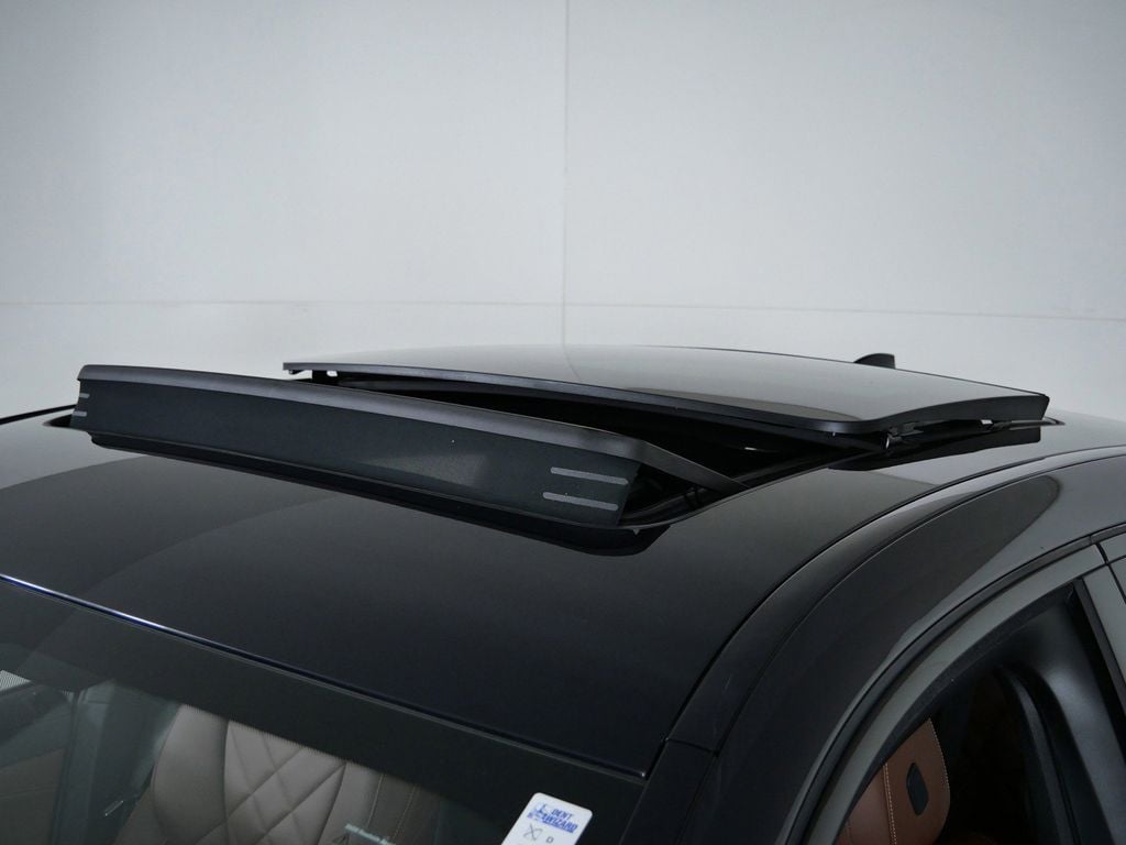 Thumbnail: 2023 BMW X6 - 22