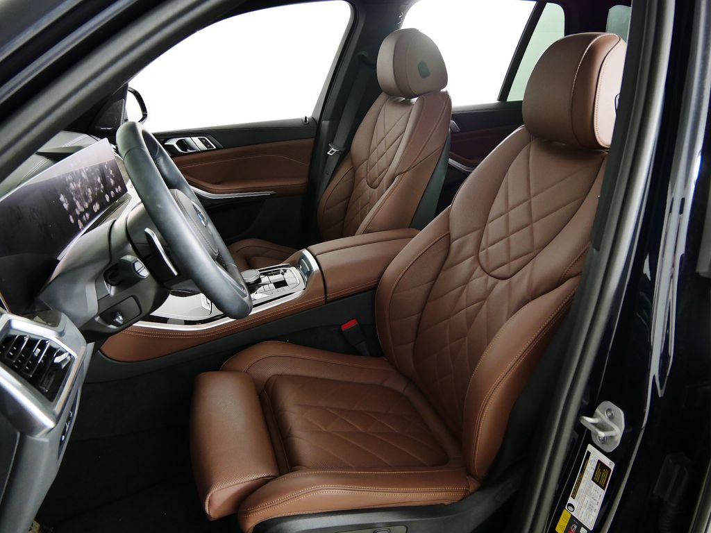 Thumbnail: 2024 BMW X5 - 29