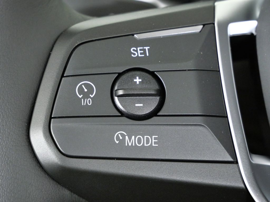 Thumbnail: 2026 BMW X1 - 40