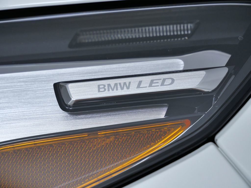 Thumbnail: 2026 BMW X1 - 6