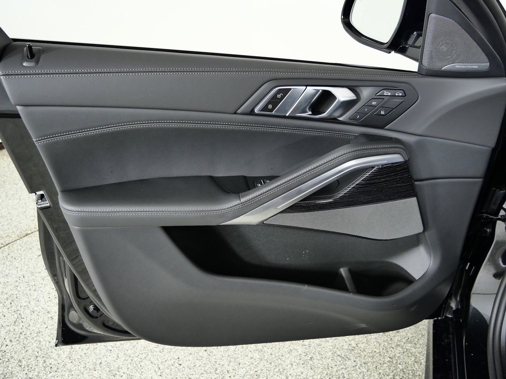 Thumbnail: 2026 BMW X6 - 33