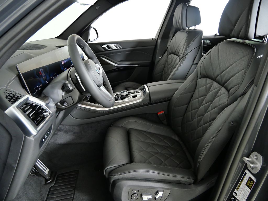 Thumbnail: 2026 BMW X5 - 35