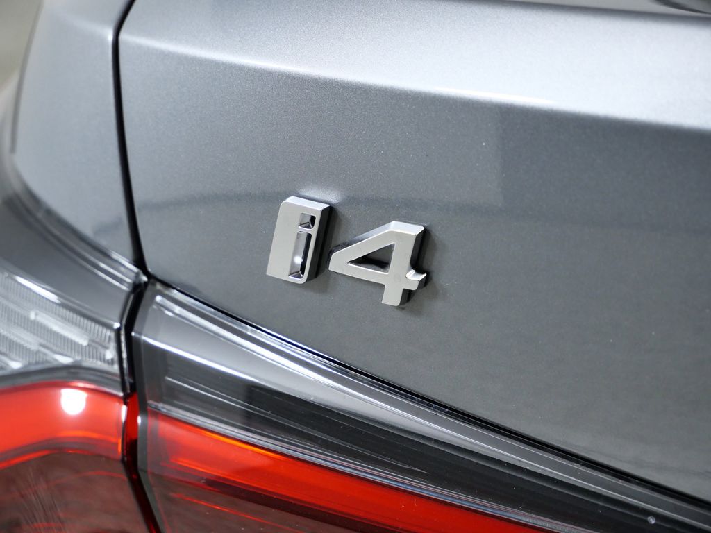 Thumbnail: 2026 BMW i4 - 13