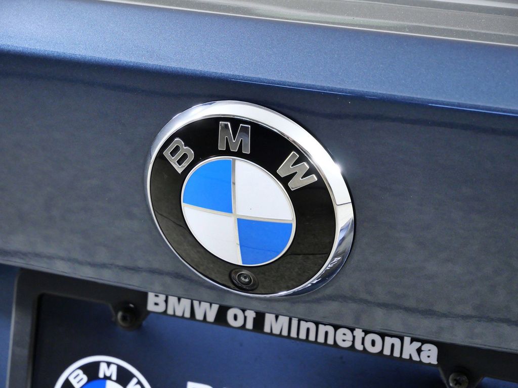 Thumbnail: 2025 BMW 4 Series - 14