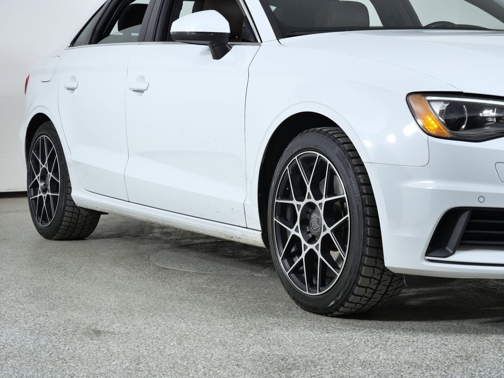 Thumbnail: 2016 Audi A3 - 7