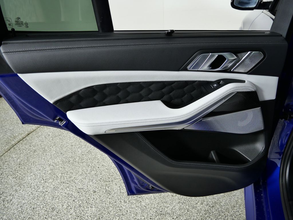 Thumbnail: 2026 BMW X5 - 31