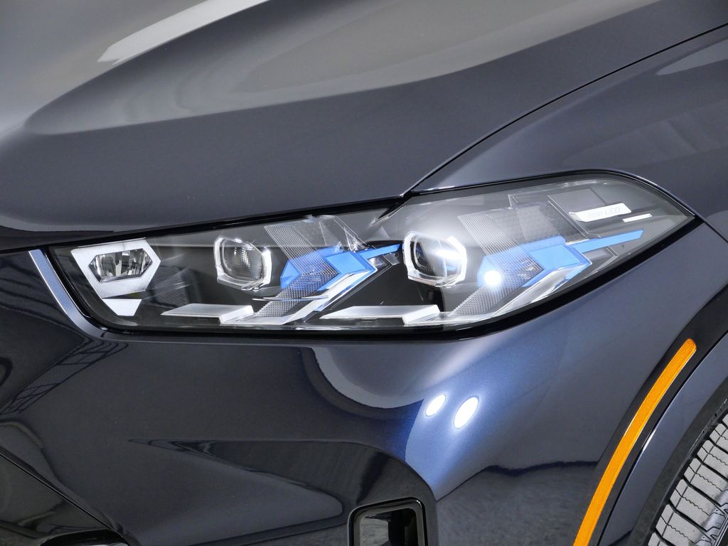 Thumbnail: 2026 BMW X5 - 3