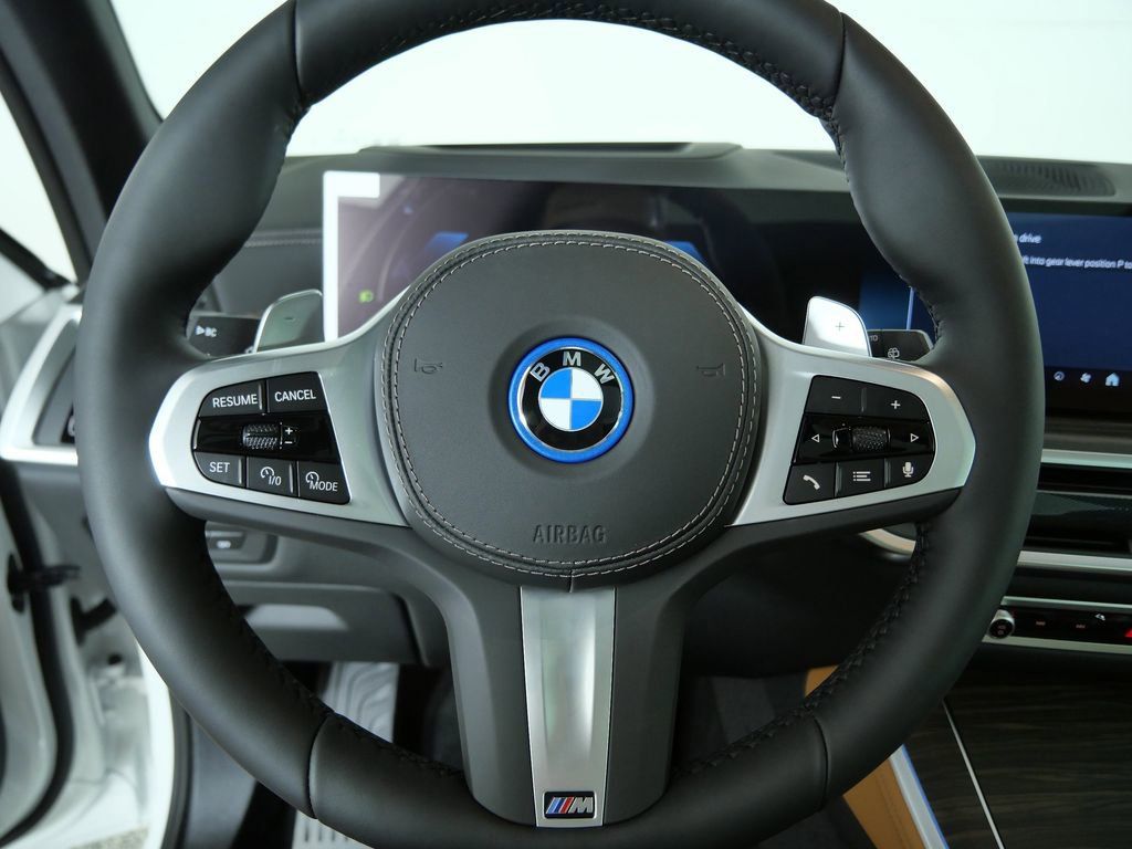 Thumbnail: 2026 BMW X5 - 40