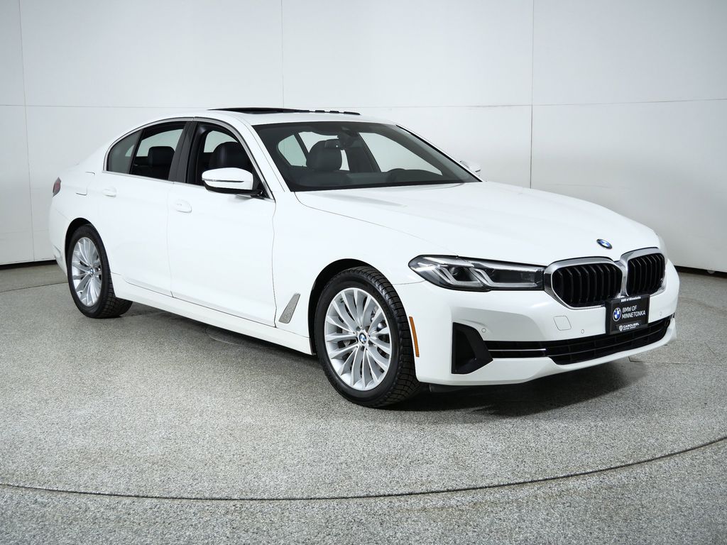 Thumbnail: 2022 BMW 5 Series - 8