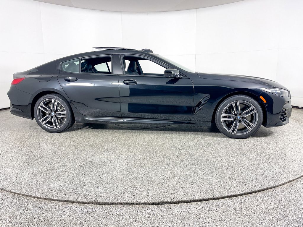 Thumbnail: 2025 BMW 8 Series - 4