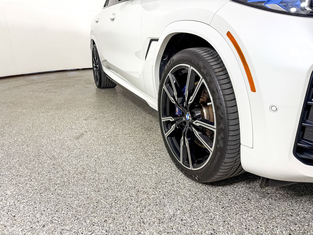 2024 BMW X6 M 11