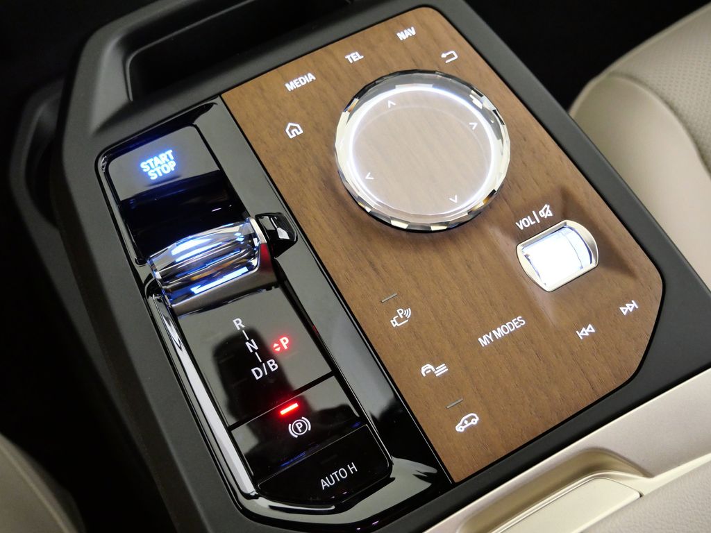 Thumbnail: 2026 BMW iX - 46