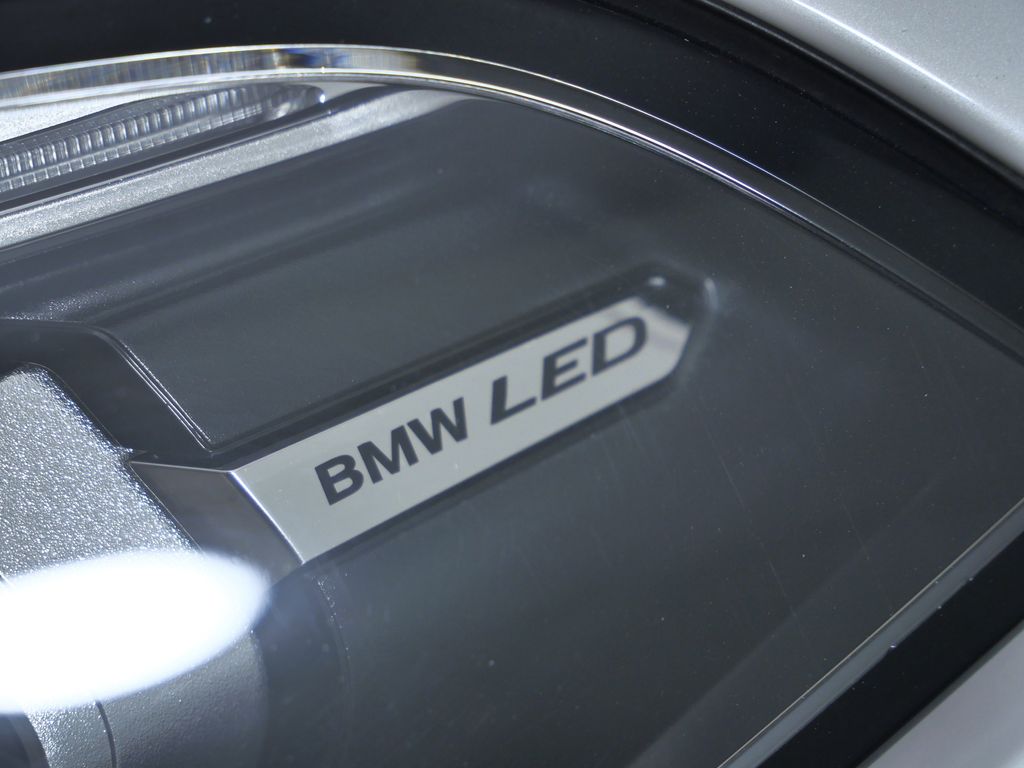 Thumbnail: 2022 BMW X7 - 5