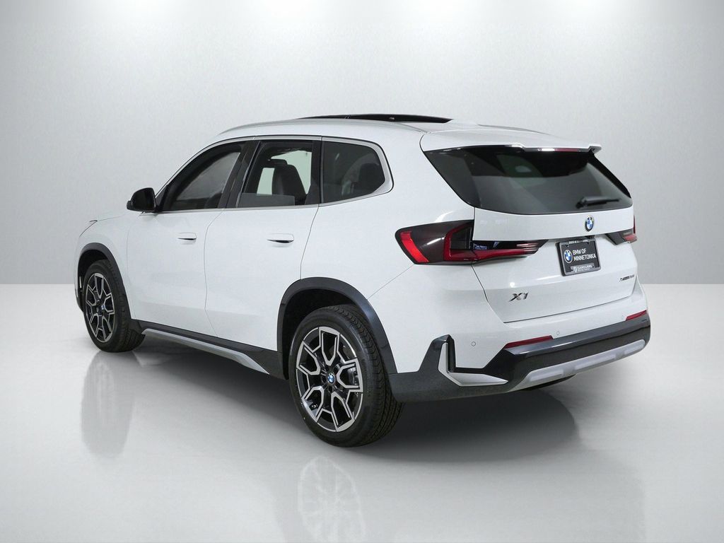 Thumbnail: 2026 BMW X1 - 14