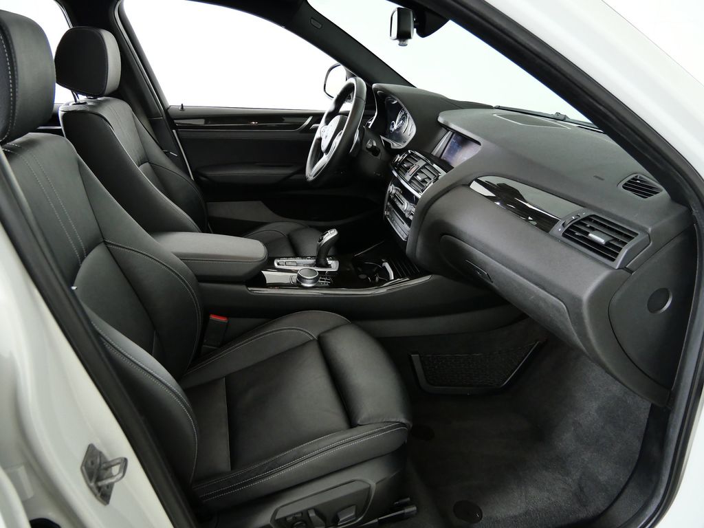 Thumbnail: 2017 BMW X4 - 21