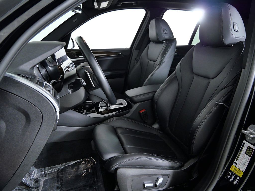 Thumbnail: 2022 BMW X3 - 33