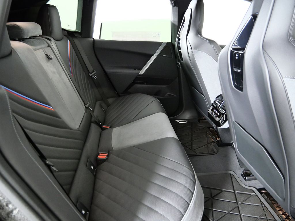 Thumbnail: 2026 BMW iX - 26