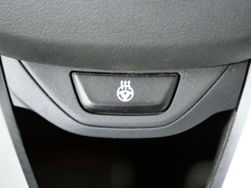 Thumbnail: 2018 BMW X3 - 42