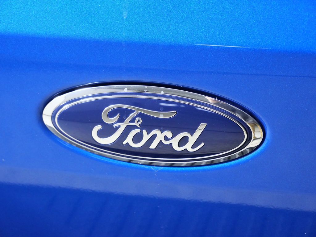 Thumbnail: 2023 Ford Bronco - 12