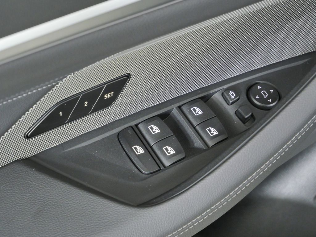 Thumbnail: 2026 BMW 4 Series - 34