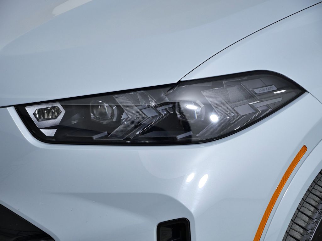 Thumbnail: 2024 BMW X5 - 4