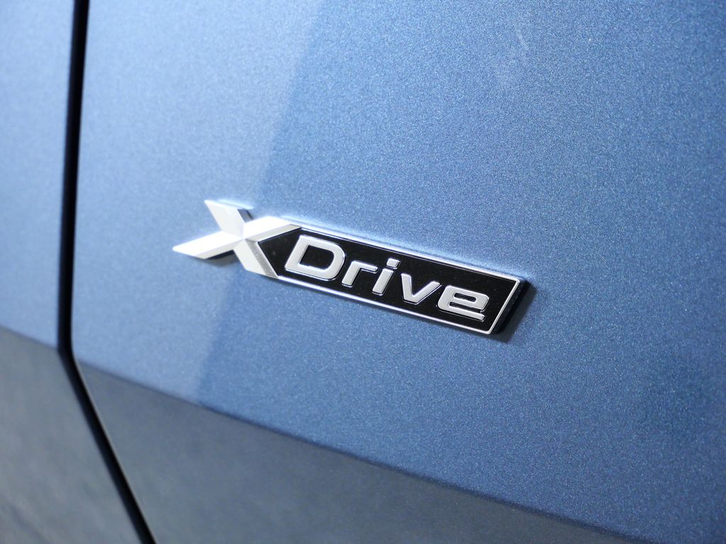 Thumbnail: 2026 BMW X3 - 13