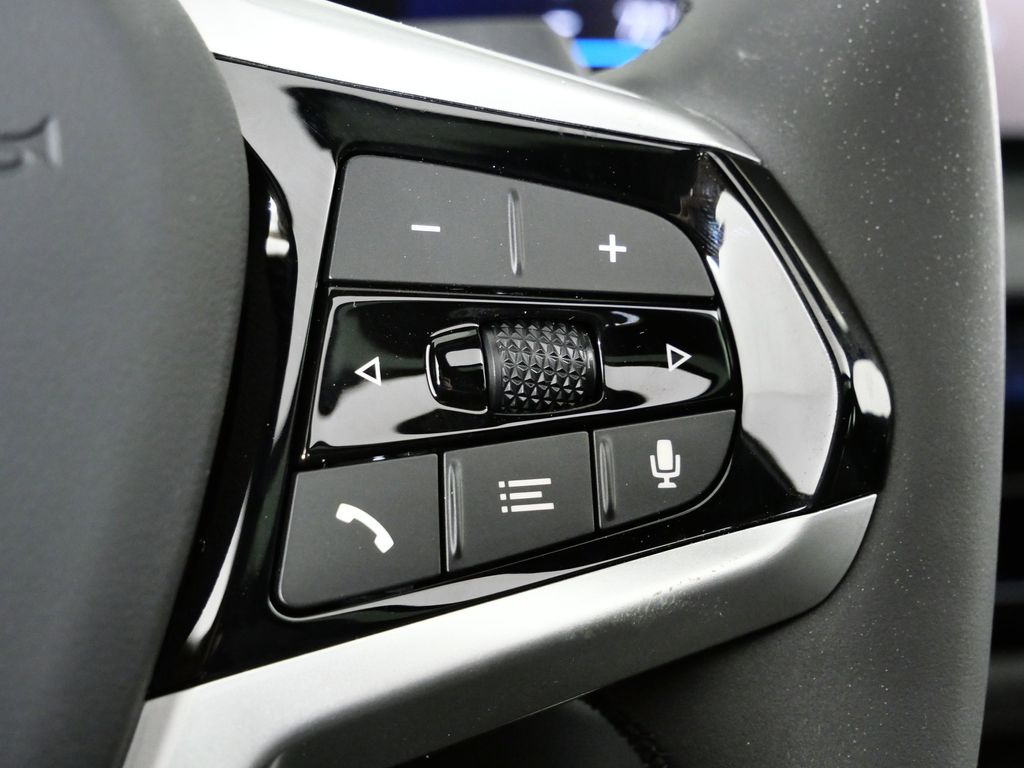 Thumbnail: 2026 BMW i4 - 41