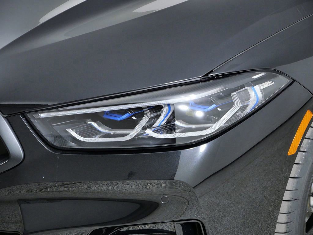 Thumbnail: 2026 BMW 8 Series - 4