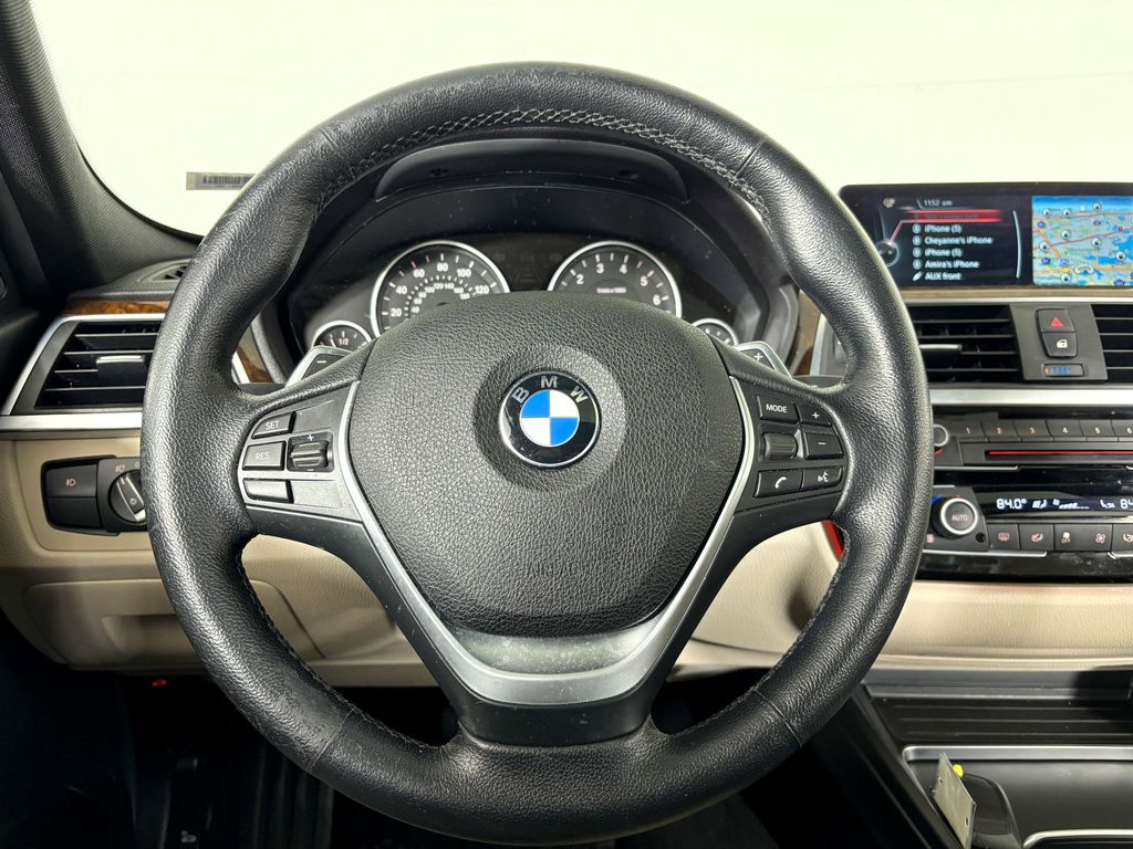 Thumbnail: 2016 BMW 3 Series - 8