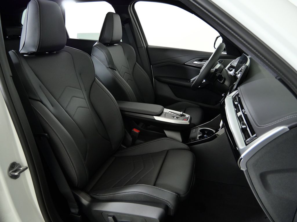 Thumbnail: 2026 BMW X1 - 21