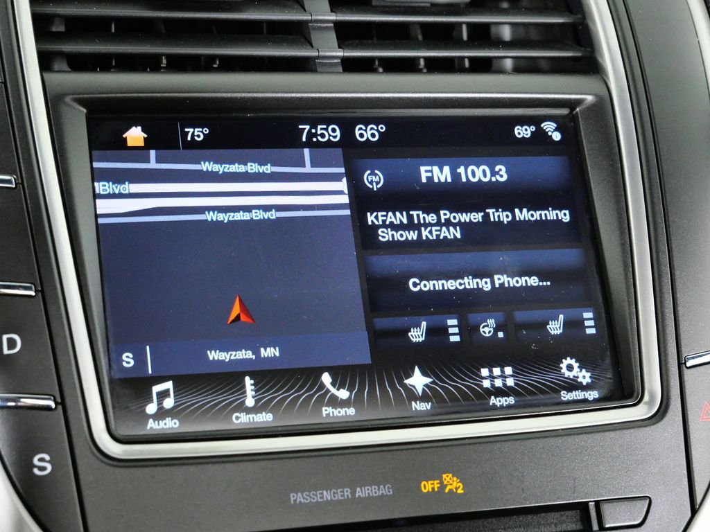 Thumbnail: 2017 Lincoln MKX - 43