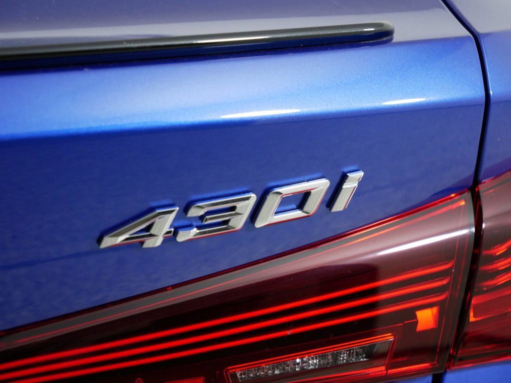 Thumbnail: 2025 BMW 4 Series - 13