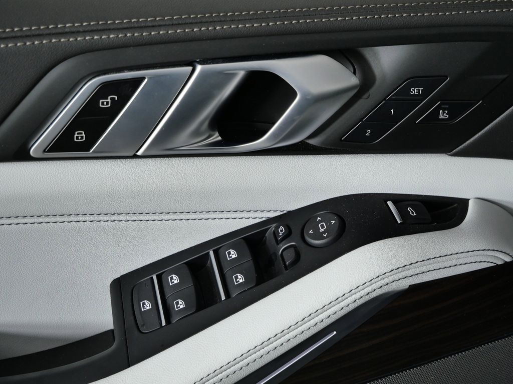 Thumbnail: 2024 BMW X5 - 42