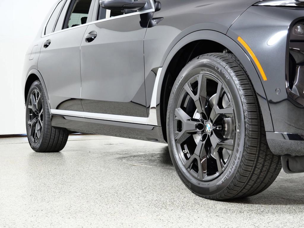 Thumbnail: 2026 BMW X7 - 7