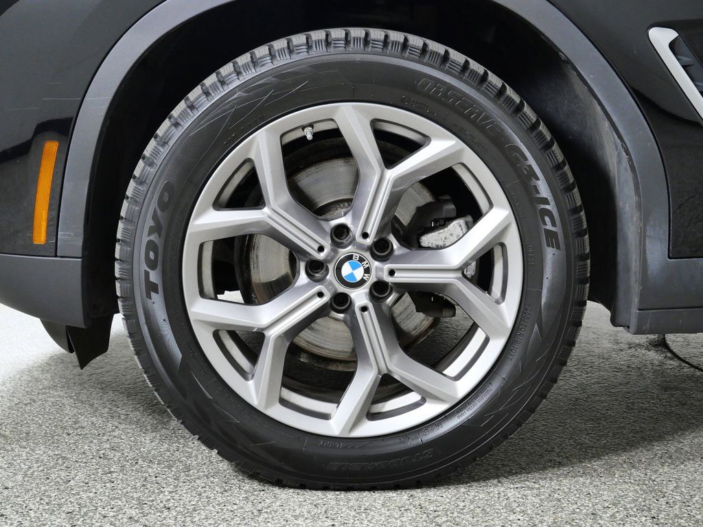 Thumbnail: 2022 BMW X3 - 17
