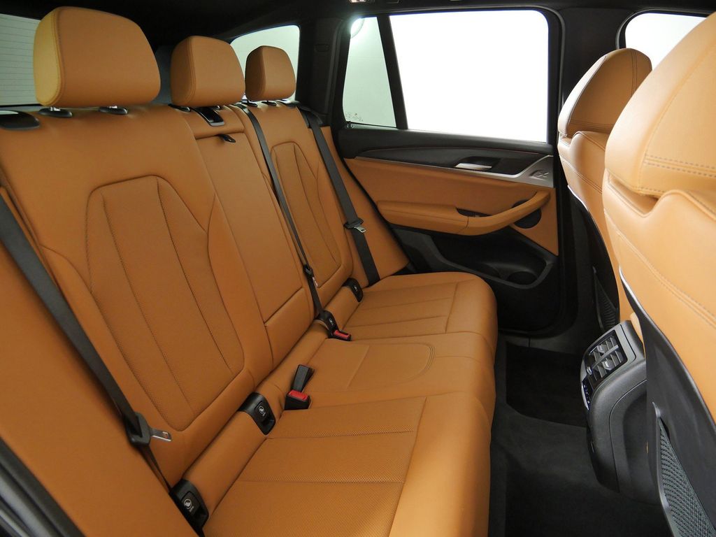 Thumbnail: 2023 BMW X3 - 31