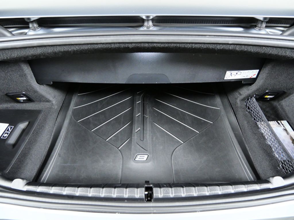 Thumbnail: 2024 BMW M8 - 27