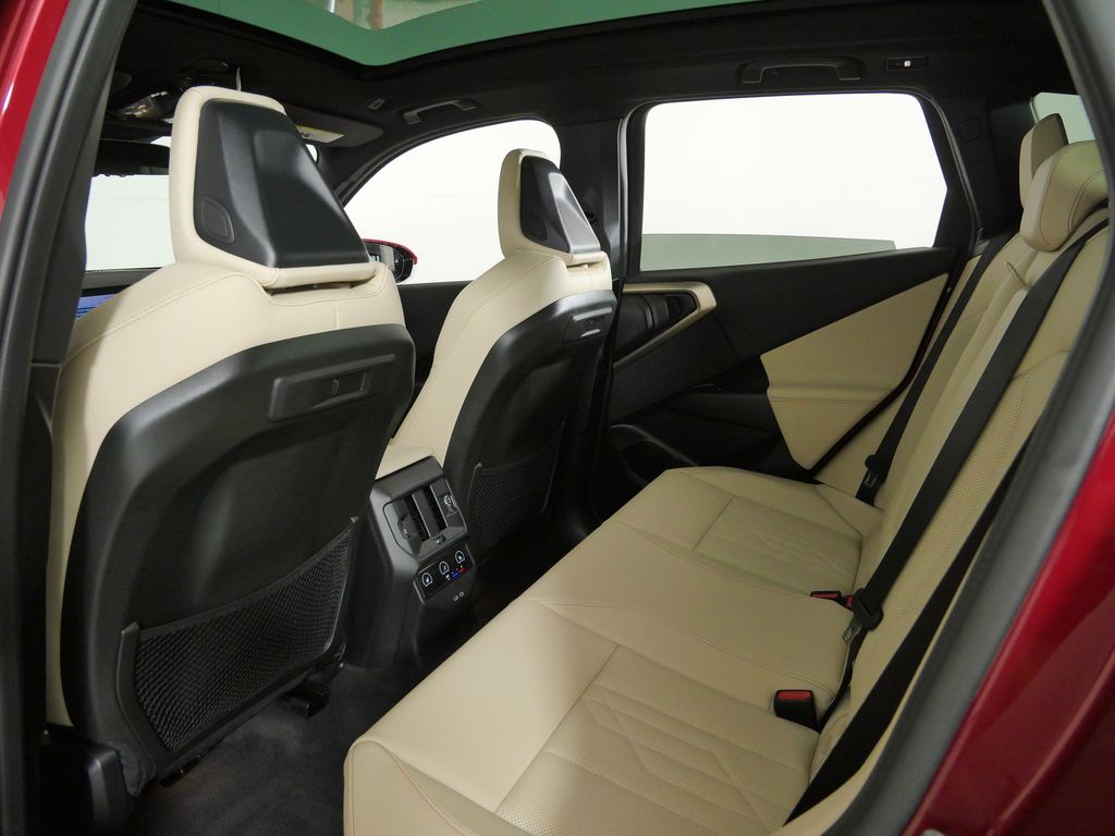 Thumbnail: 2025 BMW X3 - 33