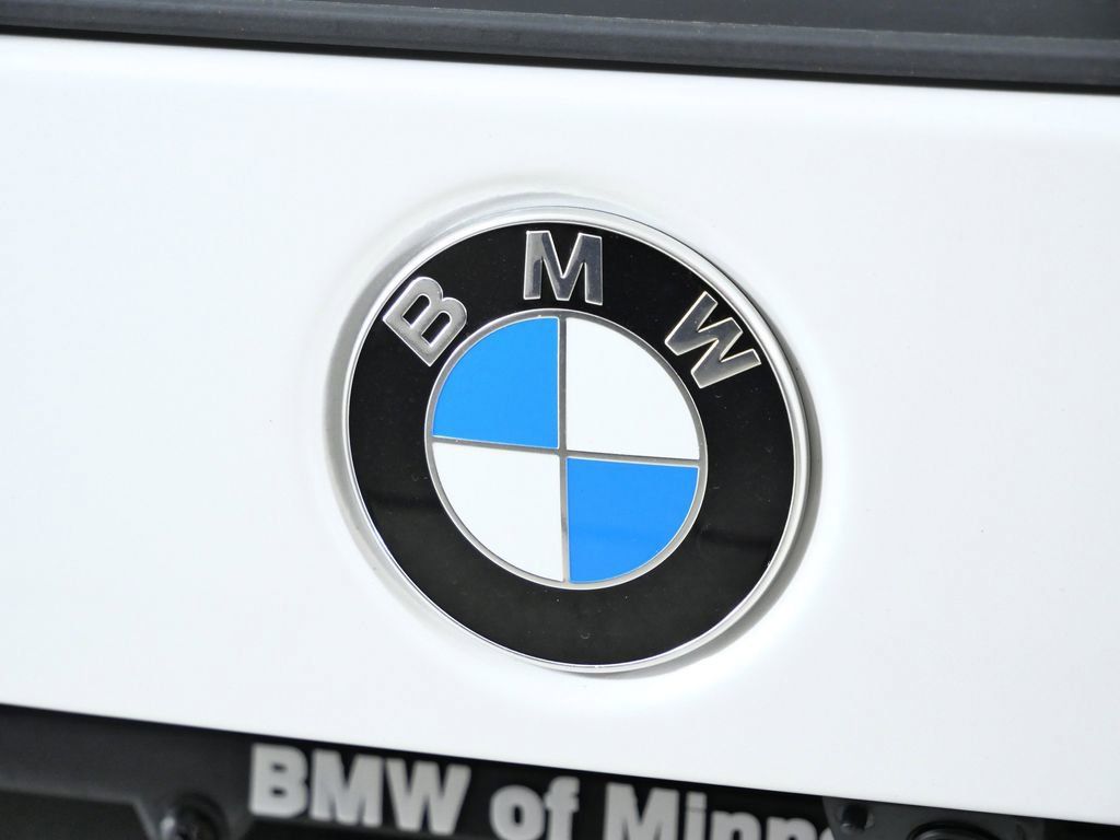 Thumbnail: 2026 BMW X1 - 13
