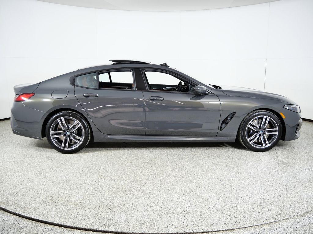 Thumbnail: 2026 BMW 8 Series - 8