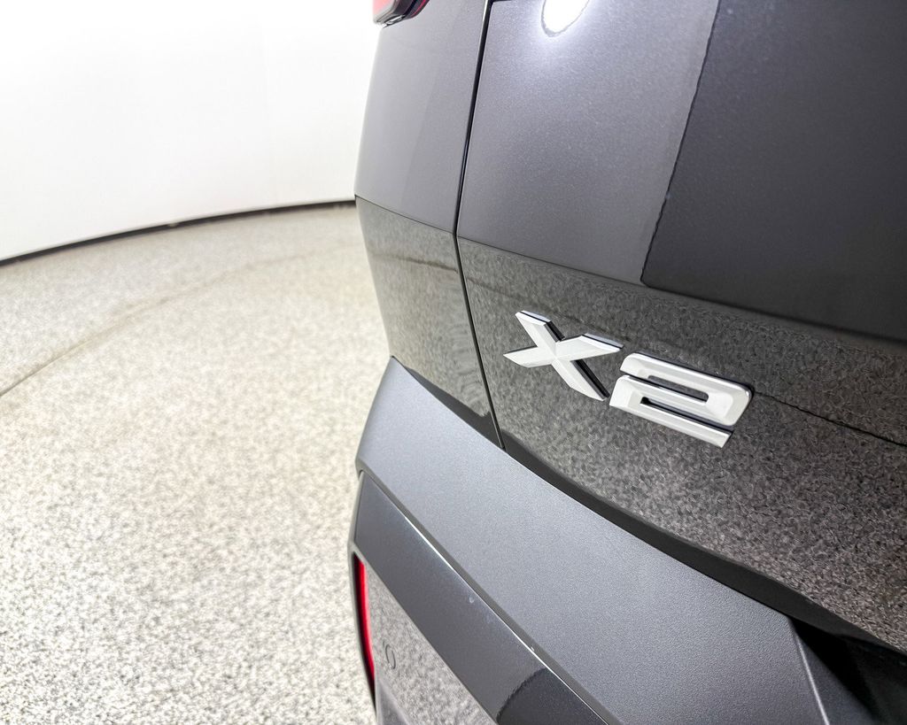 Thumbnail: 2025 BMW X2 - 13