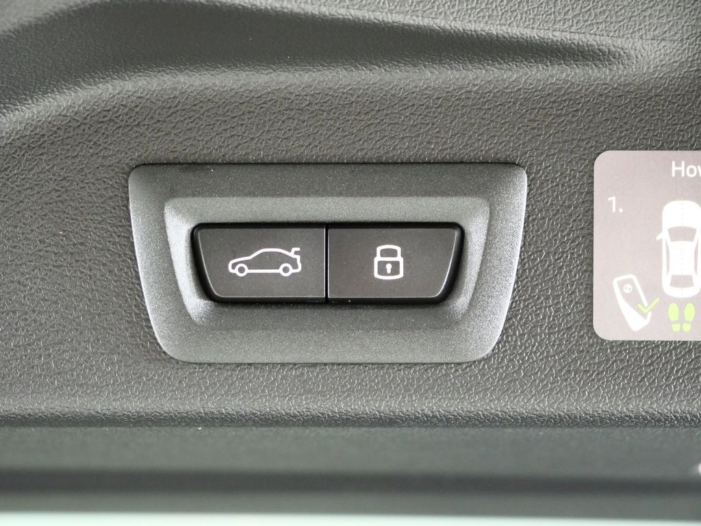 Thumbnail: 2026 BMW X5 - 30