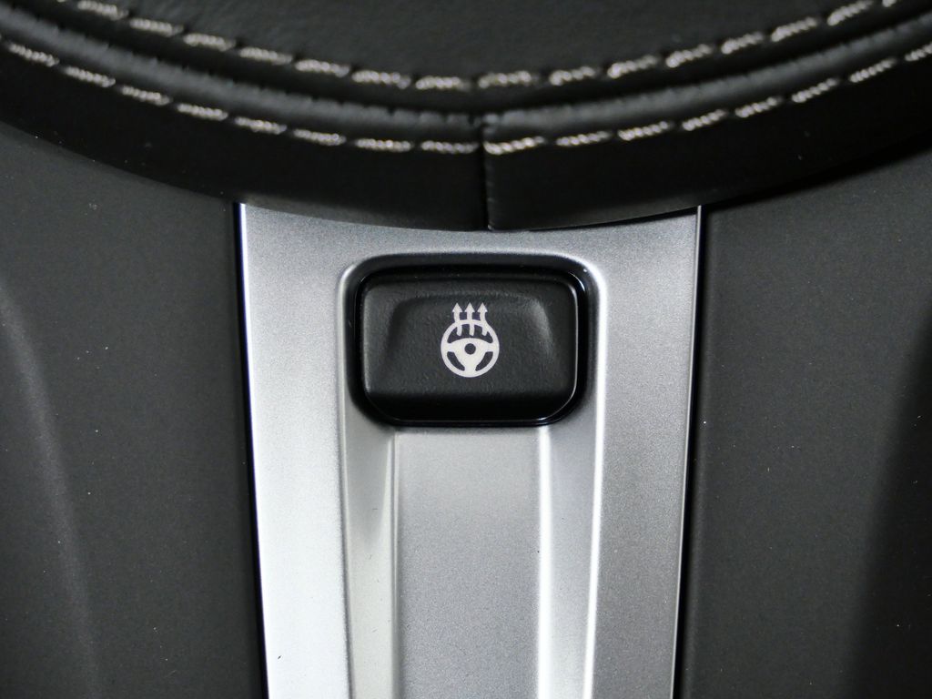 Thumbnail: 2026 BMW 8 Series - 42