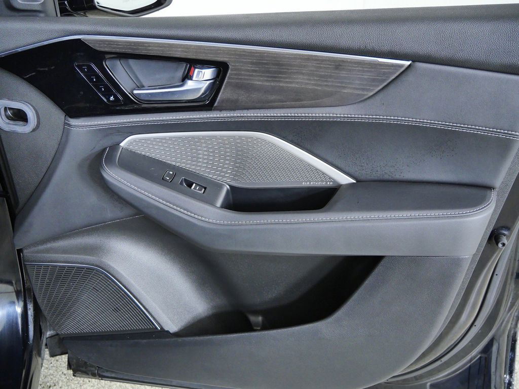 Thumbnail: 2024 Acura MDX - 21