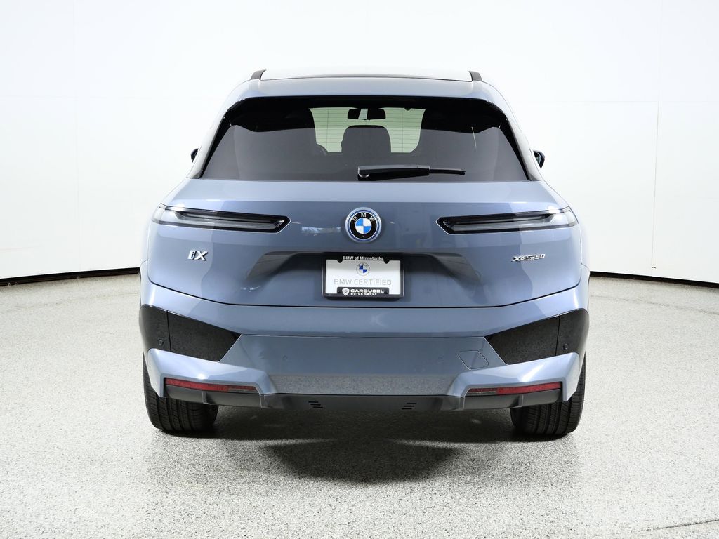 Thumbnail: 2024 BMW iX - 12